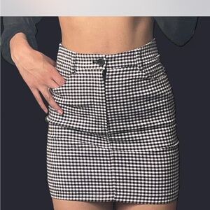 Forever 21 Black and White Gingham Mini Skirt